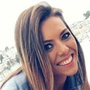 Hola! Soy una persona dinámica y divertida! Que mejor que enseñar a niños materias como matemáticas , física y química, biología de forma diferente!. Intento que mis alumnos confíen en mí, eso en los niños es lo más importante